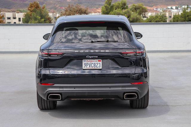 Porsche Cayenne 2021