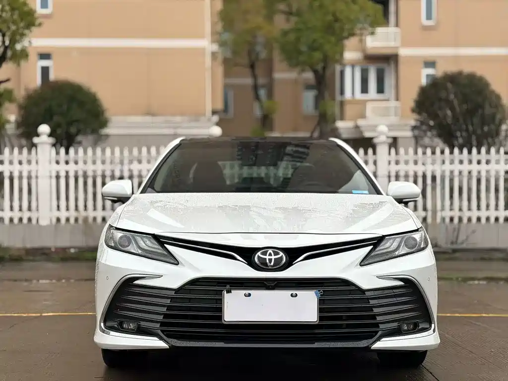 Toyota Camry 2022