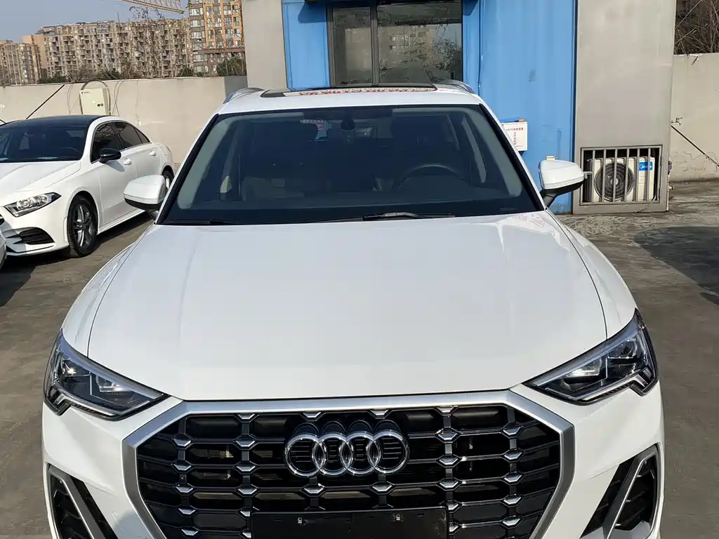 Audi Q3 2023