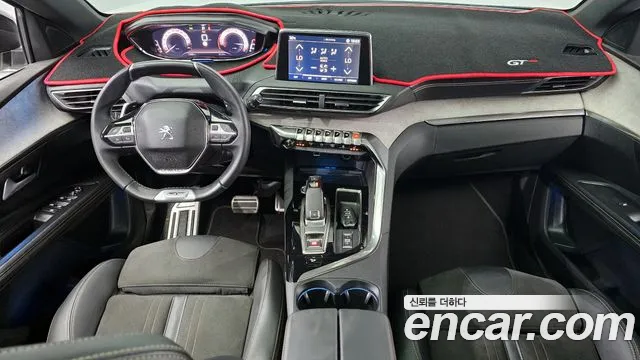 Peugeot 5008 2021