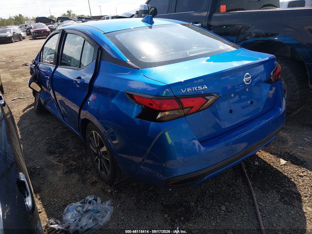Nissan Versa 2021