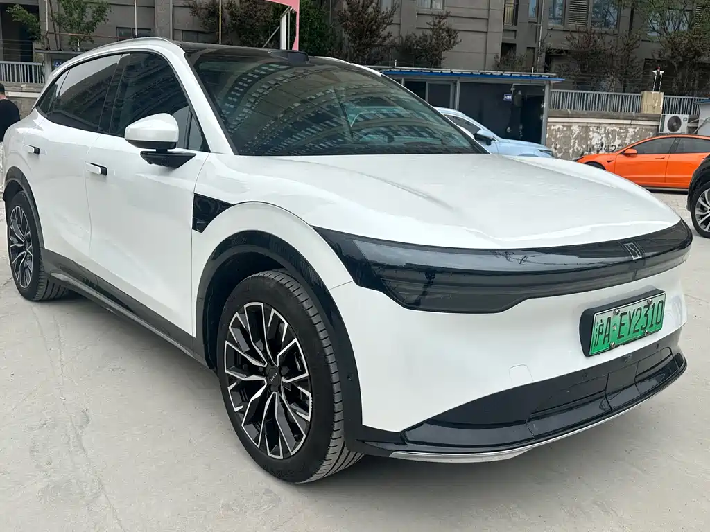 Zeekr 7X 2025