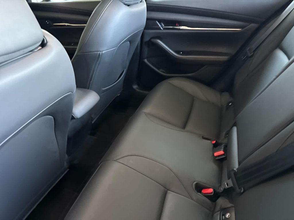Mazda 3 2023