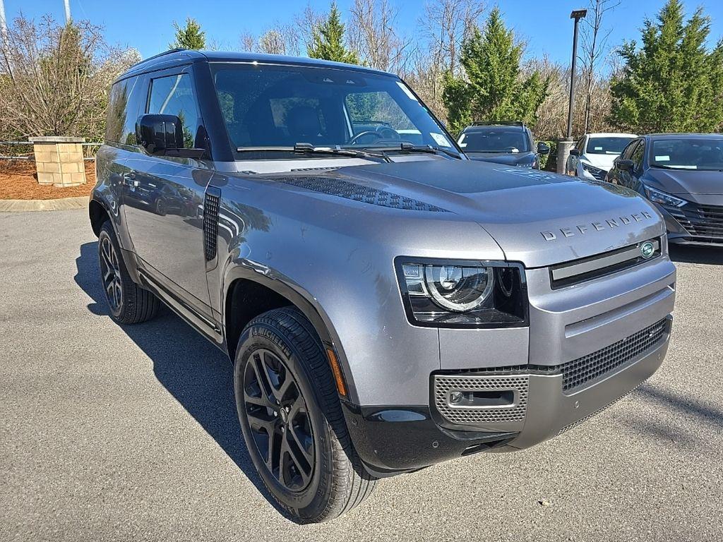 Land Rover Defender 2022