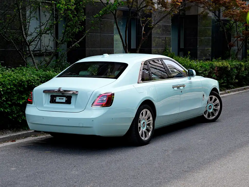 Rolls-Royce Ghost 2024
