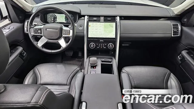 Land Rover Discovery 2022