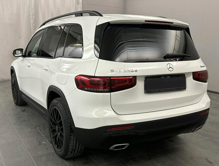Mercedes-Benz GLB 220 2022