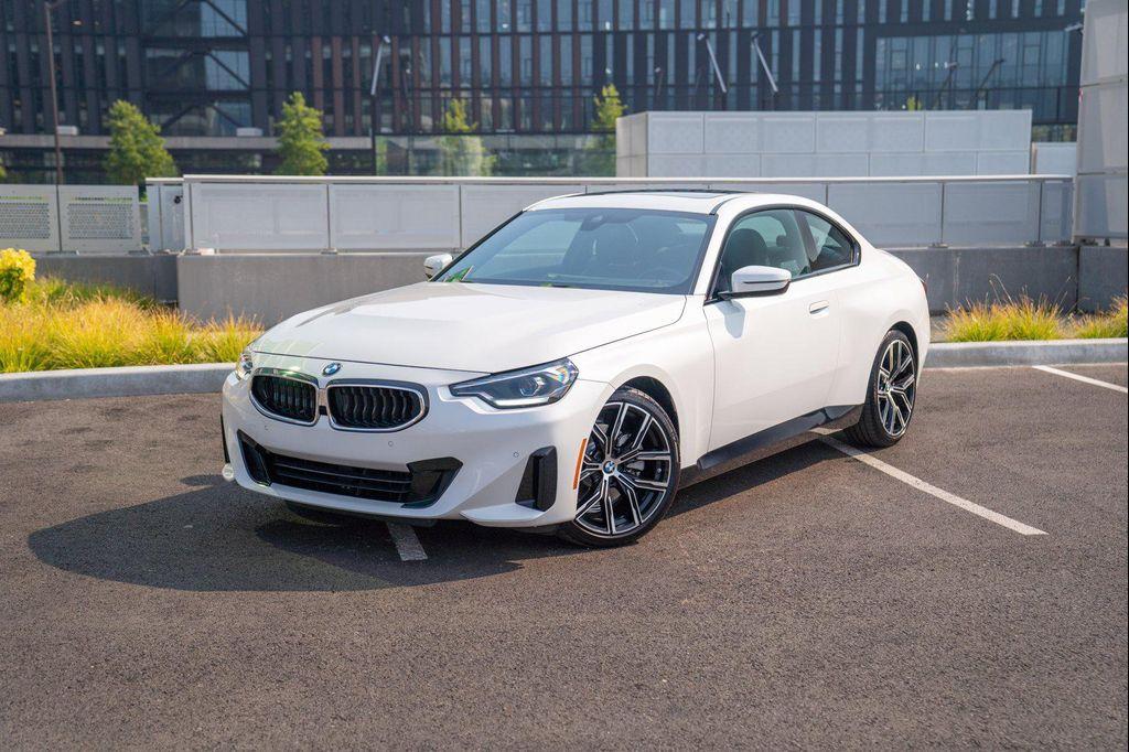 BMW 230 2023