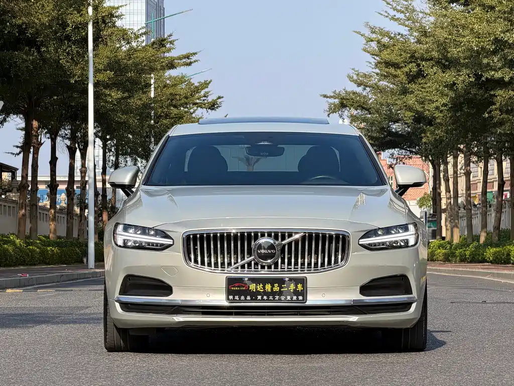 Volvo S90 2021