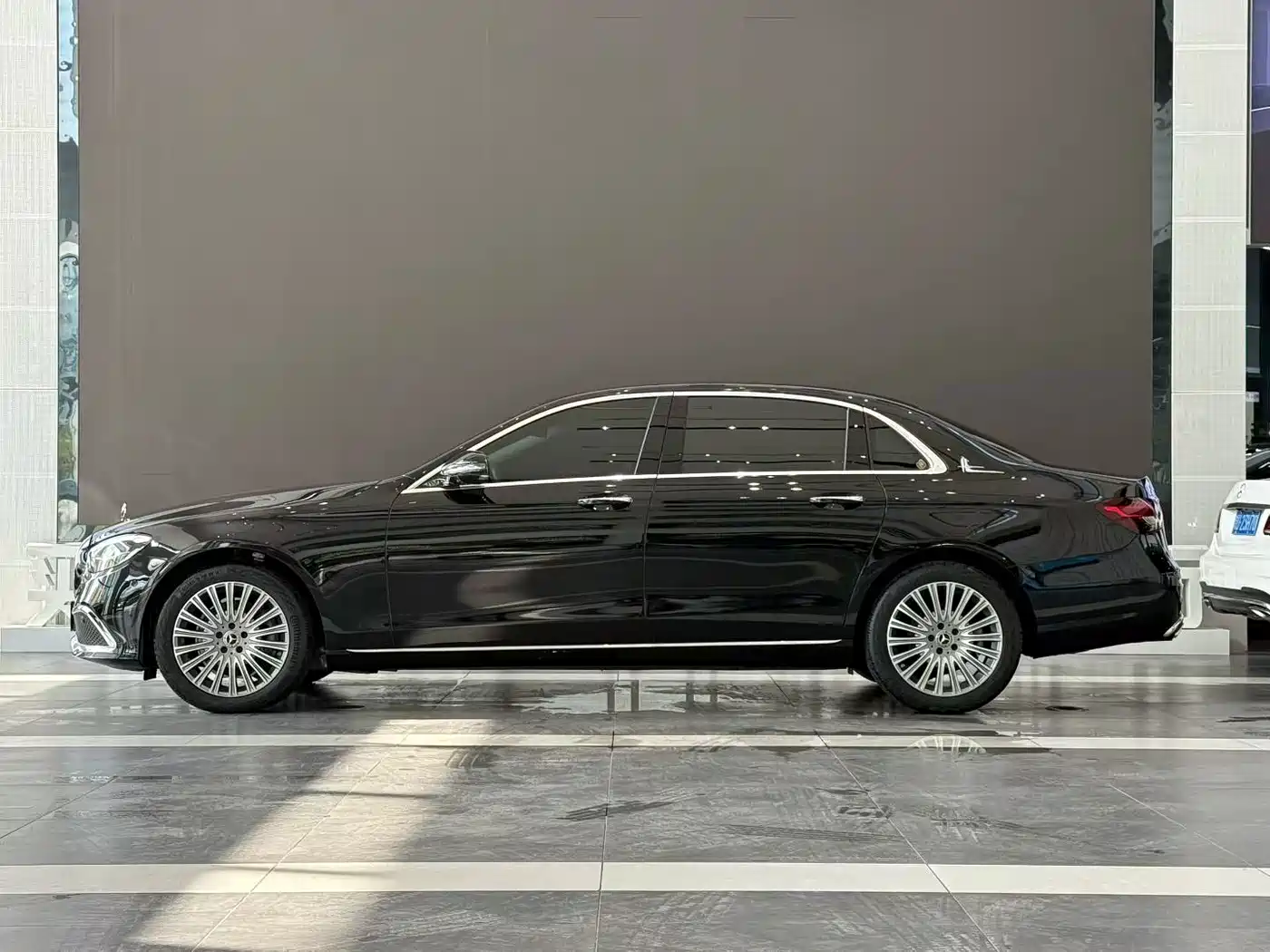 Mercedes-Benz E-Класс 2021