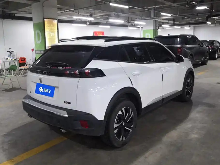 Peugeot 2008 2022