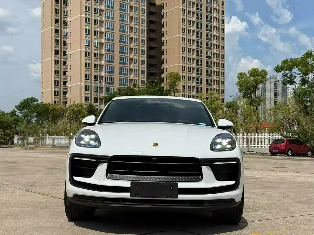 Porsche Macan 2023
