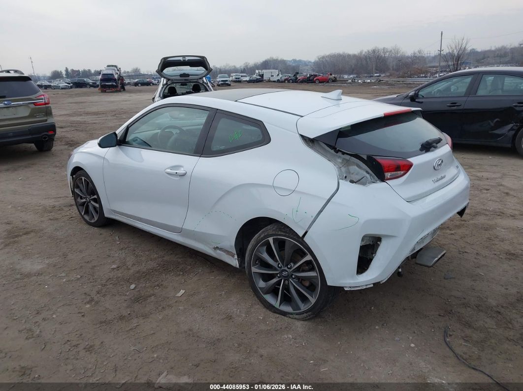 Hyundai Veloster 2021