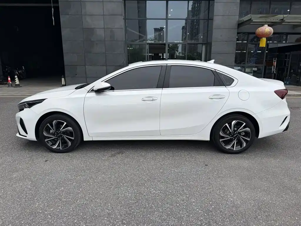 Kia K3 2023