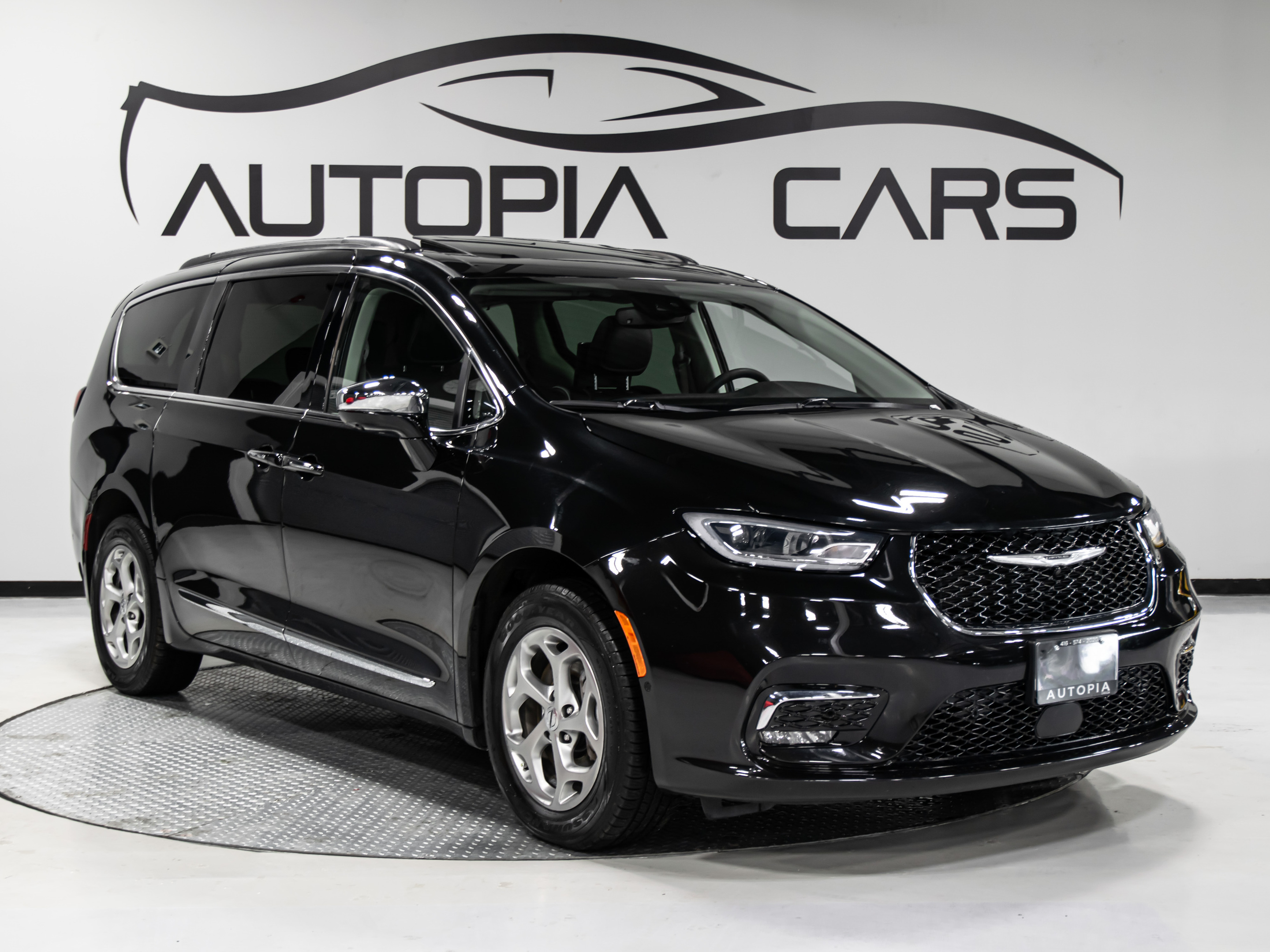 Chrysler Pacifica 2023
