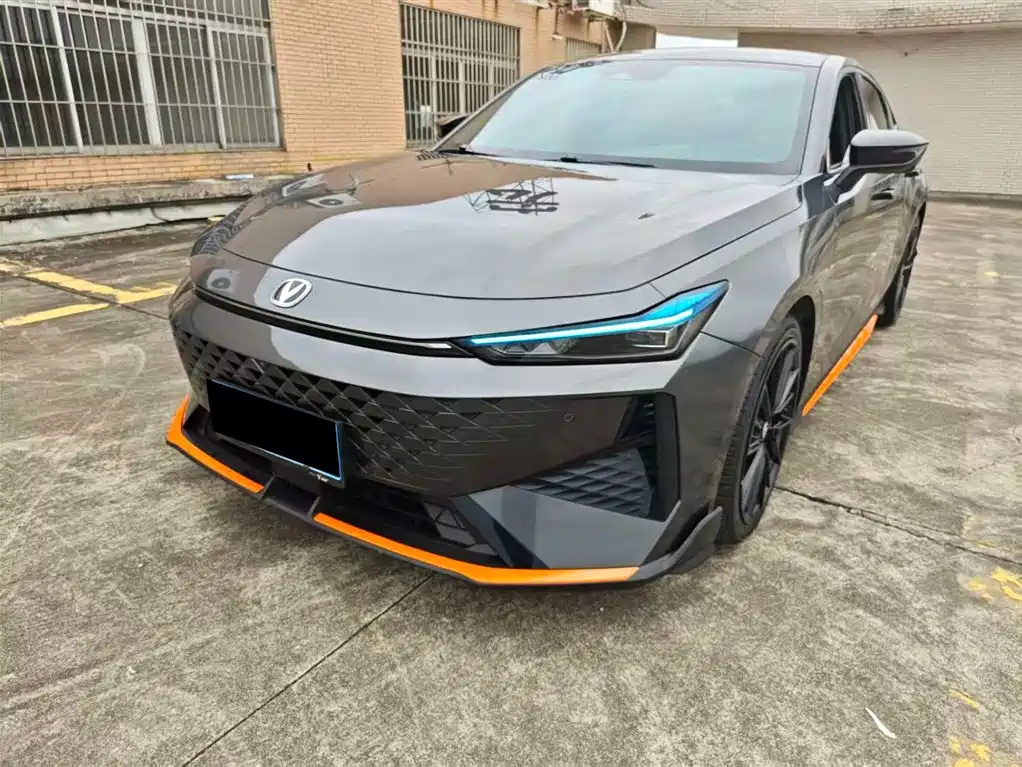 Changan UNI-V 2024