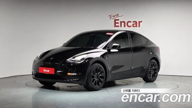 Tesla Model Y 2023