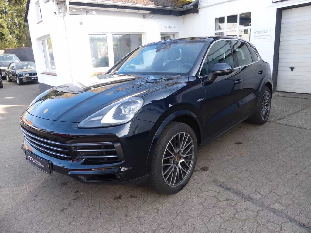 Porsche Cayenne 2021