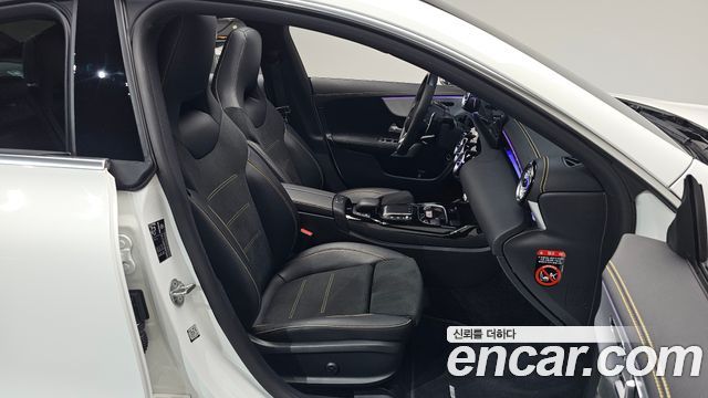 Mercedes-Benz CLA 2022
