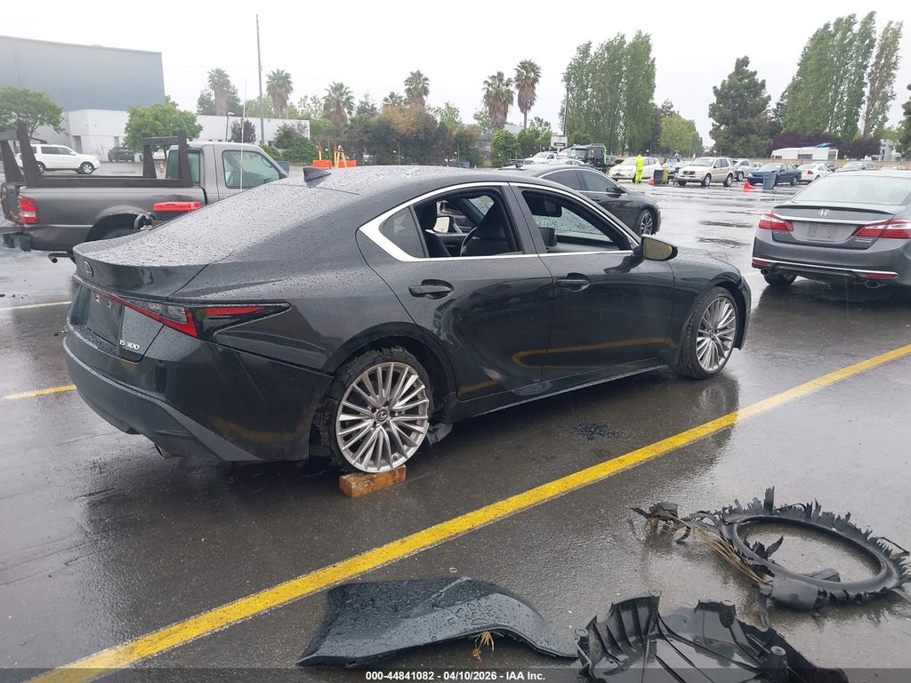 Lexus IS 300 2022