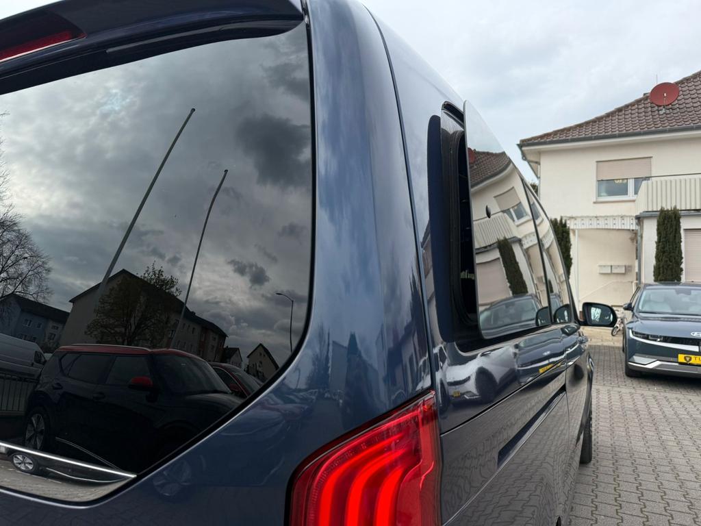 Mercedes-Benz V 250 2023