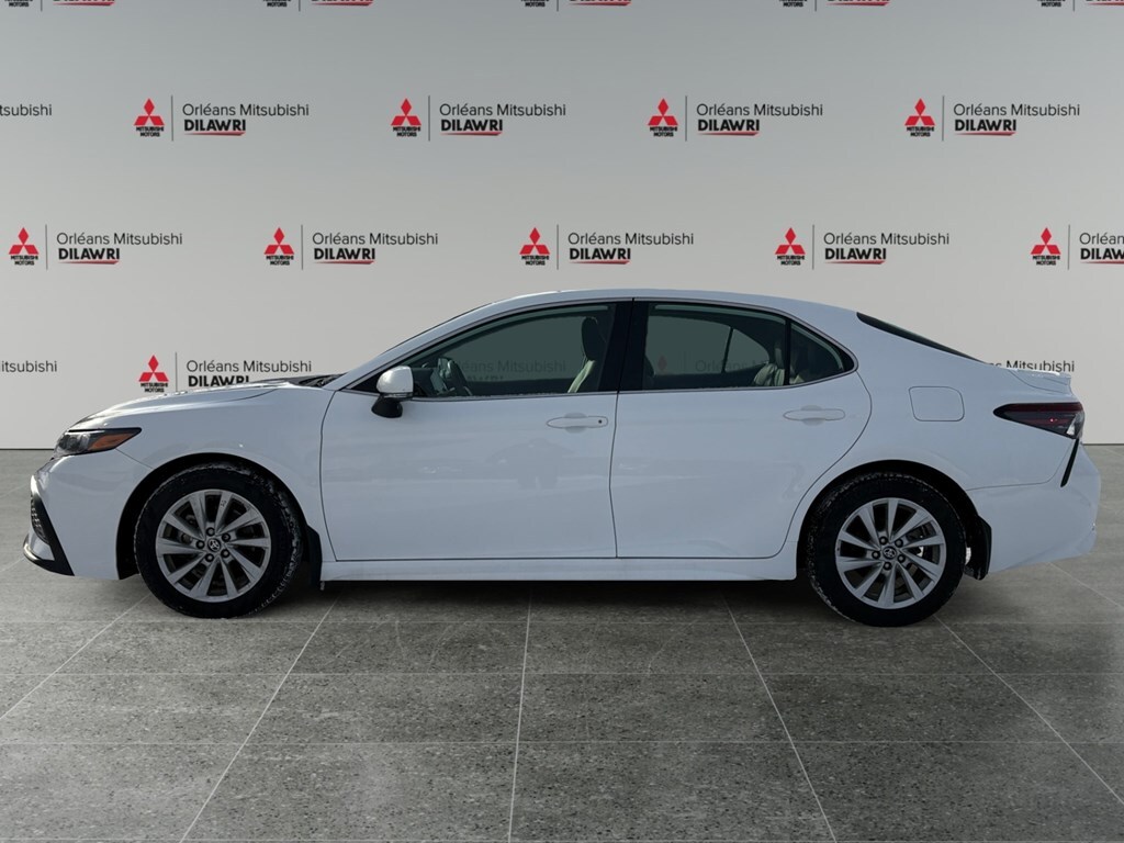 Toyota Camry 2024