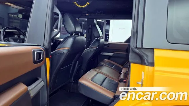 Ford Bronco 2022