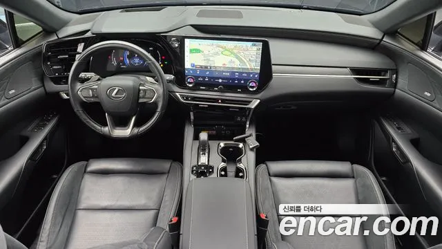 Lexus RX 2024