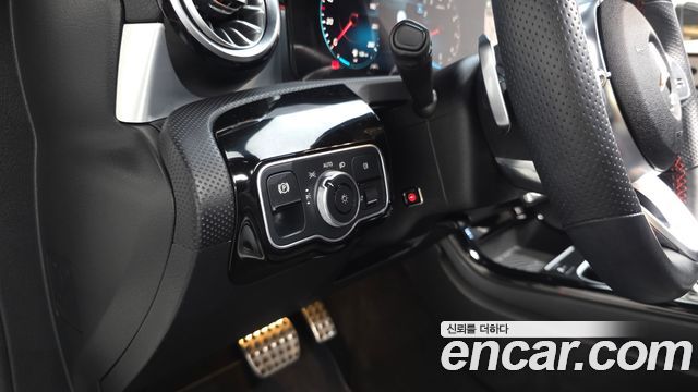 Mercedes-Benz CLA 2023