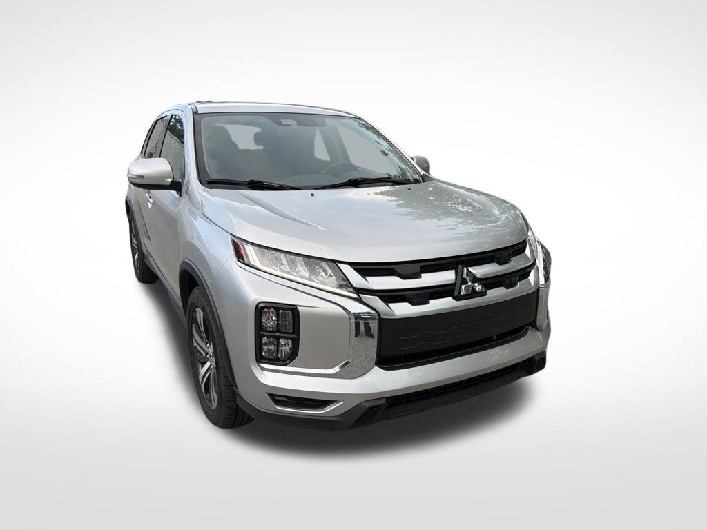 Mitsubishi Outlander Sport 2024