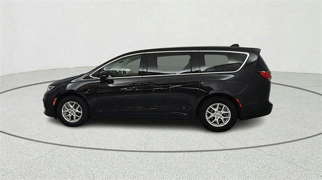 Chrysler Pacifica 2023