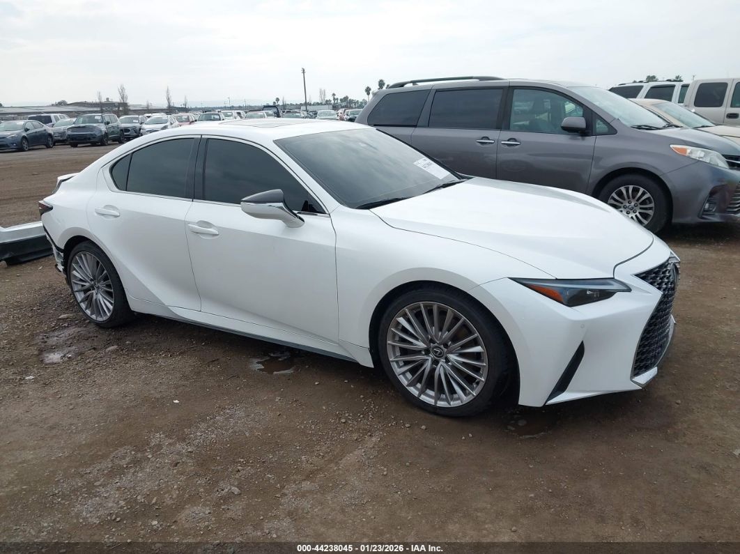 Lexus IS 300 2023