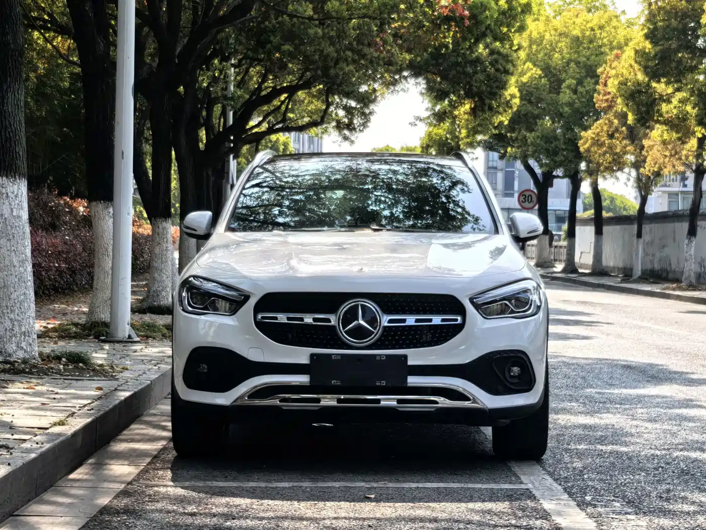 Mercedes-Benz GLA 2023