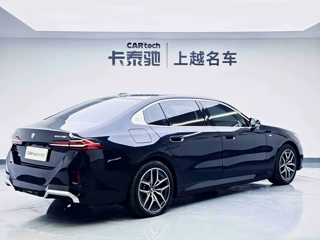 BMW i5 2024