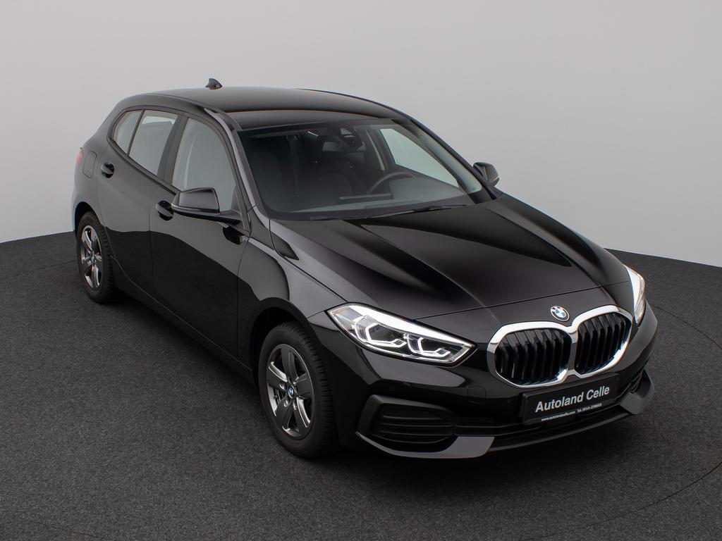 BMW 118 2024
