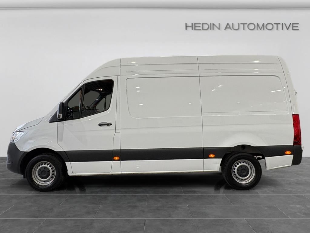 Mercedes-Benz SPRINTER 2025