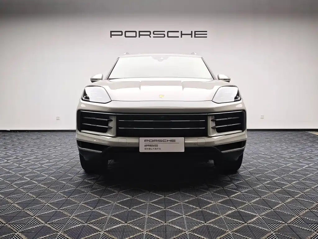 Porsche Cayenne 2025