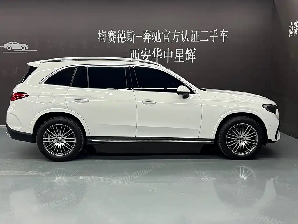 Mercedes-Benz GLC 2025