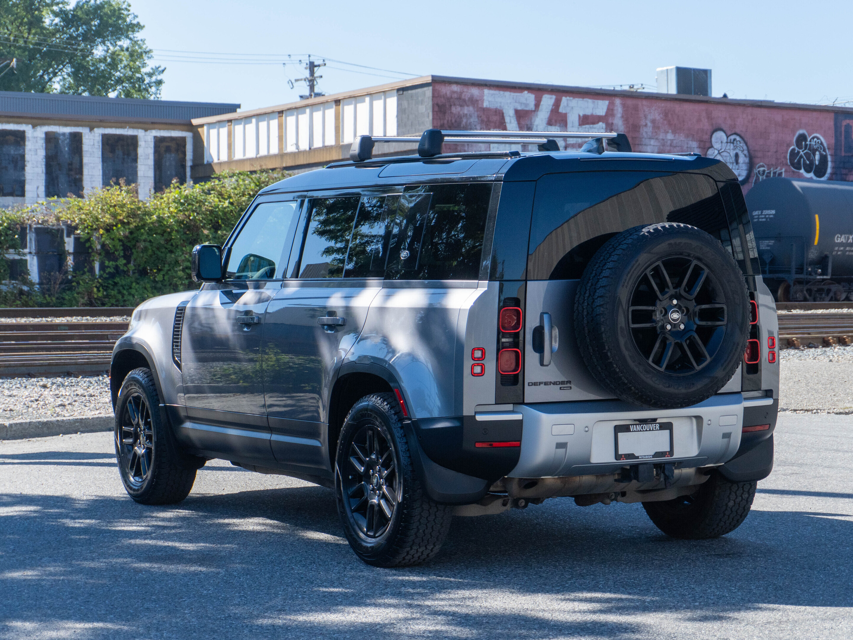 Land Rover Defender 2022