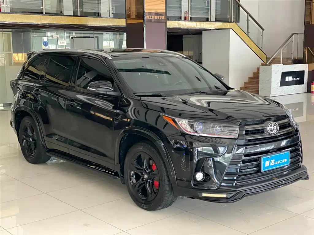 Toyota Highlander 2021