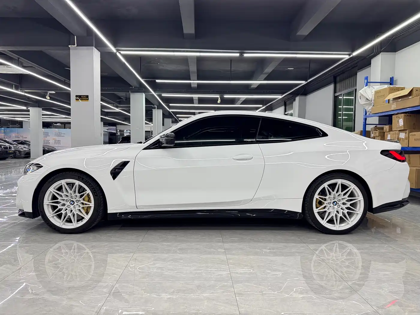 BMW M4 2023