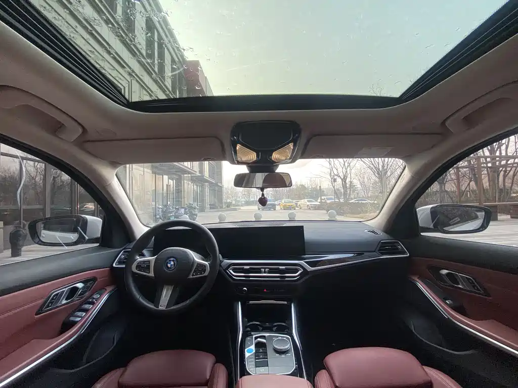 BMW i3 2023
