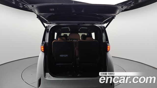 Toyota Alphard 2024