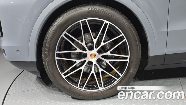 Porsche Cayenne 2024