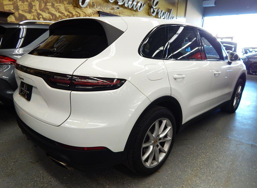 Porsche Cayenne 2023