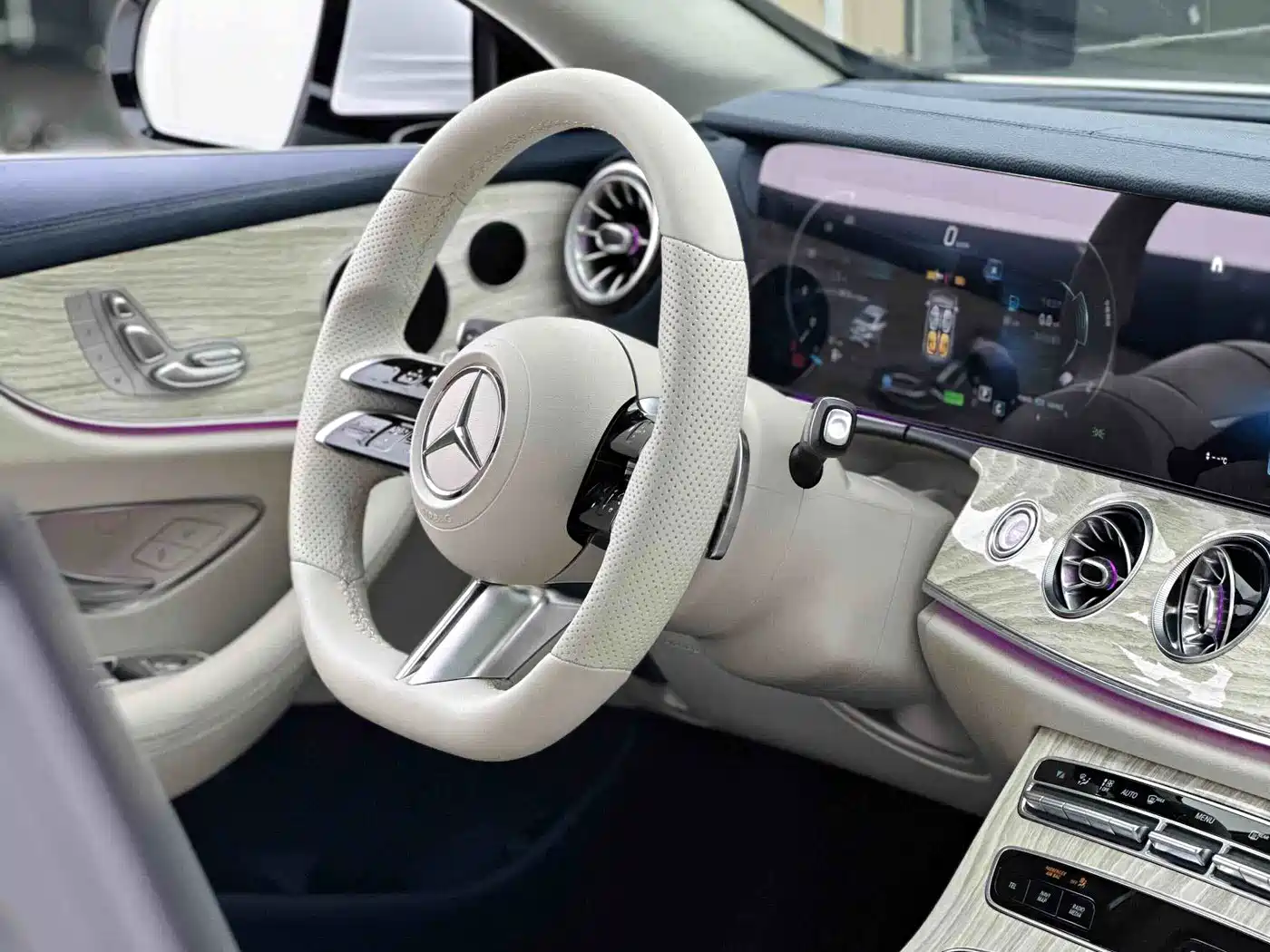 Mercedes-Benz E-Класс 2021
