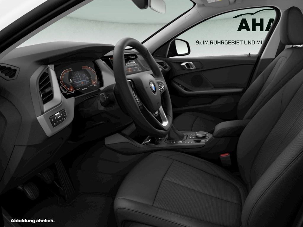 BMW 118 2021