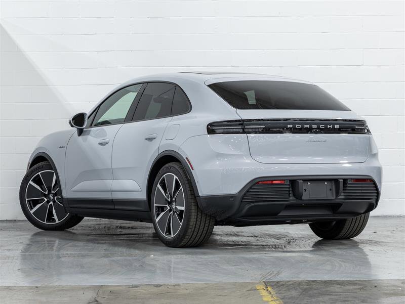 Porsche Macan 2024