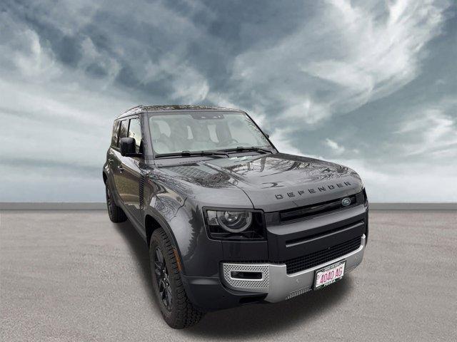 Land Rover Defender 2025