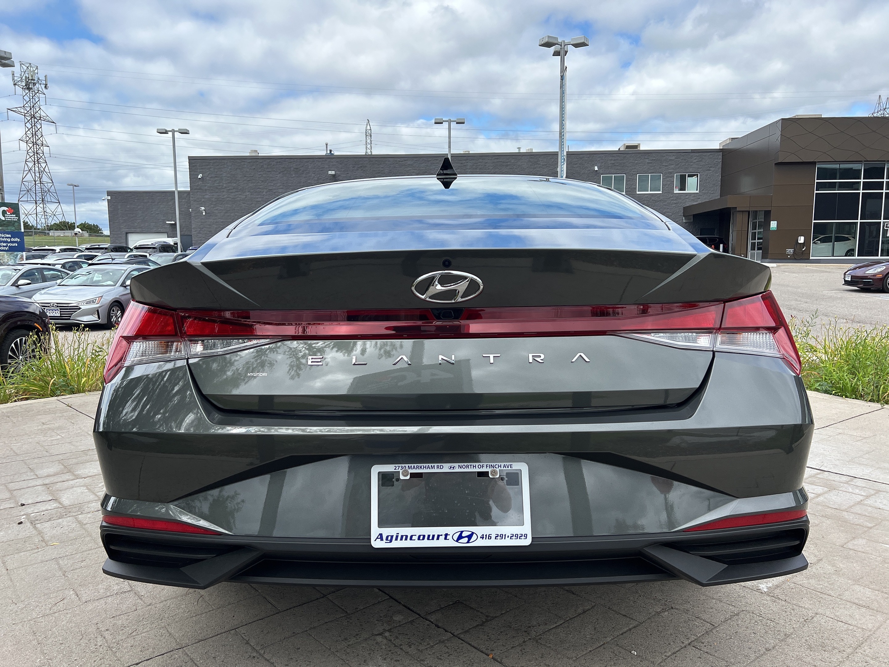 Hyundai Elantra 2023